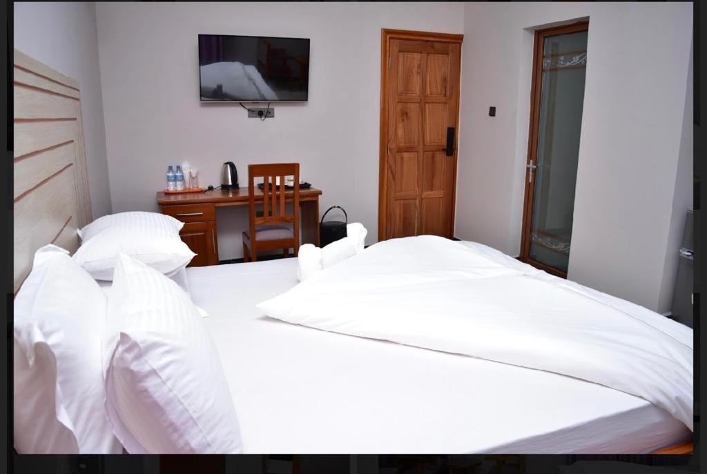 Hancol Hotel Dodoma Eksteriør billede